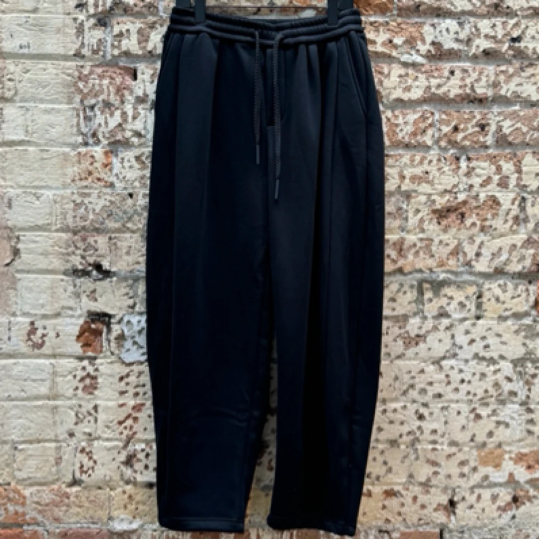 DAT秋冬加厚弯刀立体剪裁松紧腰保暖卫裤