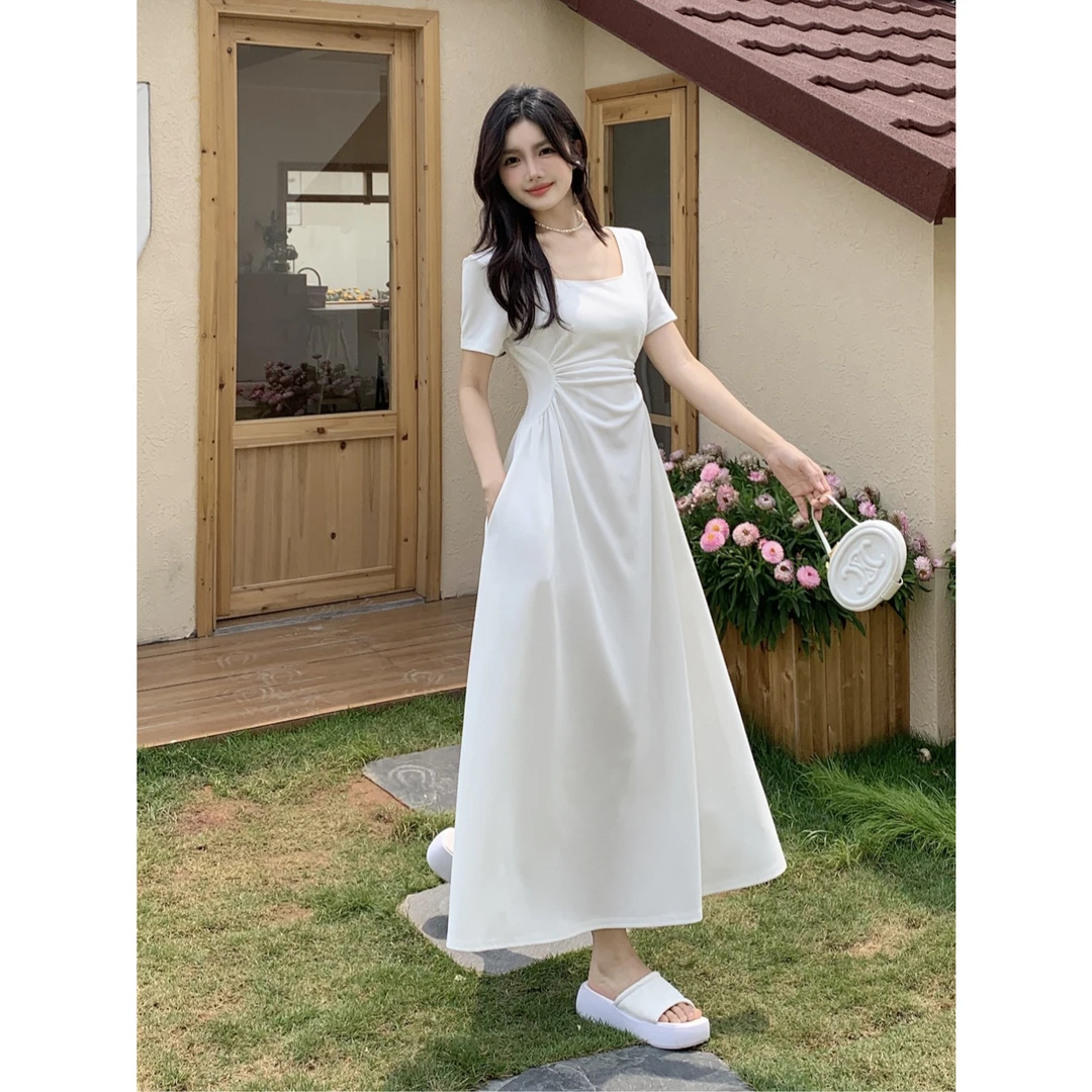 大码女装独特白色收腰法式方领连衣裙胖MM夏季超好看的时尚复古