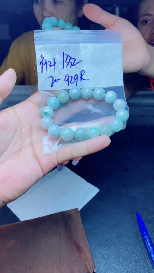 【闪购商品】定制翡翠未镶嵌珠串