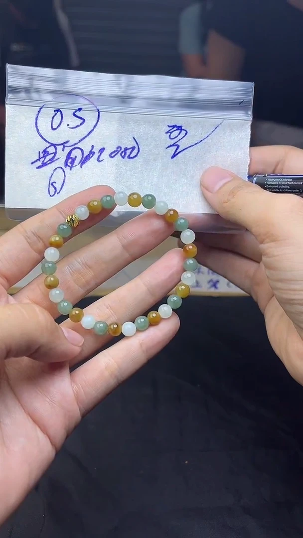 【闪购商品】定制翡翠未镶嵌珠串