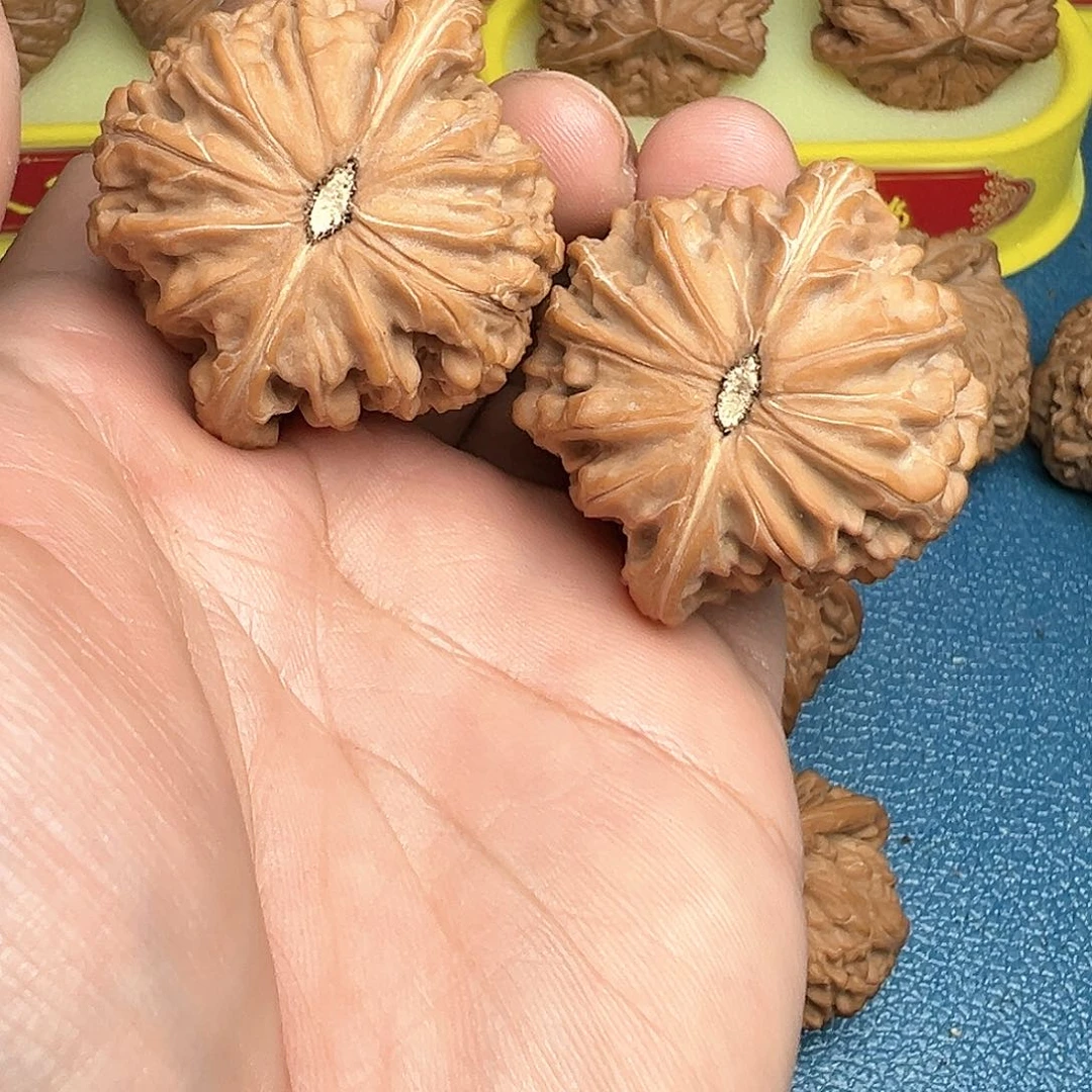 文玩核桃吊坠越*42磨盘