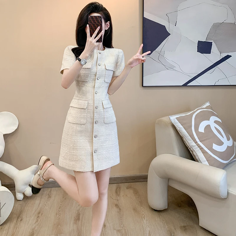 夏季时尚高级小众气质修身减龄夏天裙子名媛高端女装小香风连衣裙