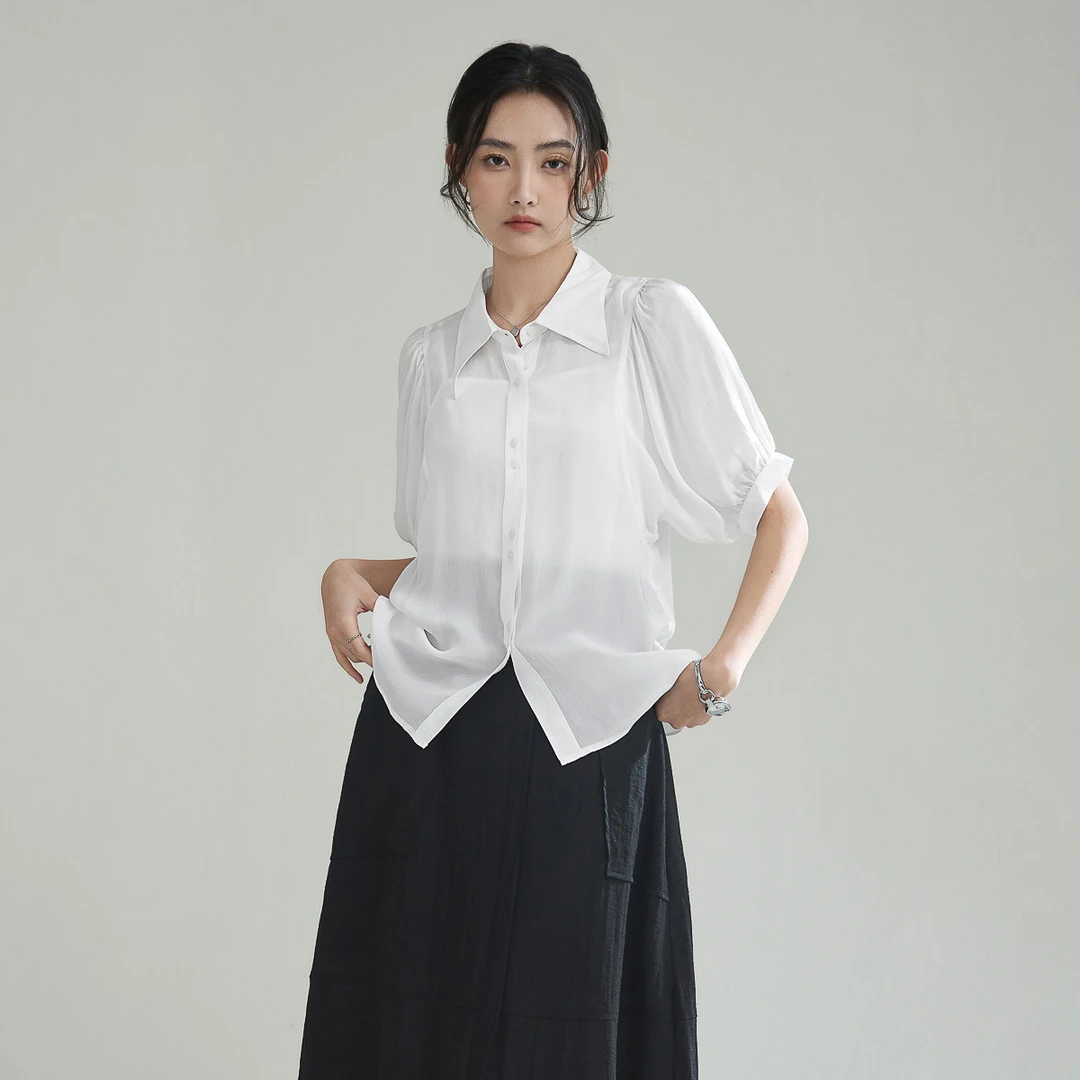 诗萌气质纯色雪纺衬衫女25夏灯笼袖宽松休闲遮肉polo领别致上衣