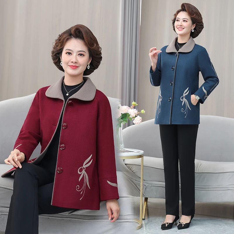 中老年人秋季女外套加肥加大码妈妈秋冬短款老人夹棉加厚奶奶衣服