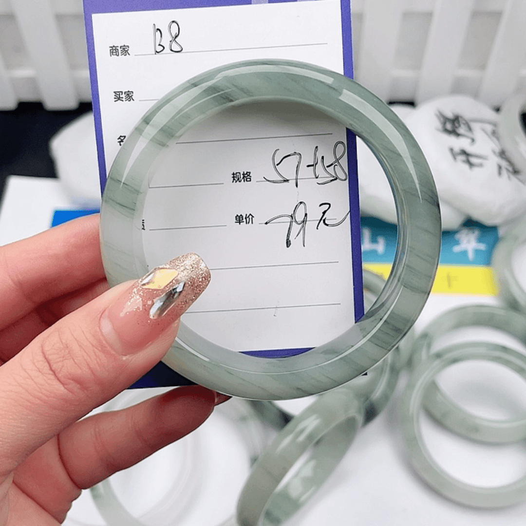 【闪购商品】石英质玉手镯未镶嵌