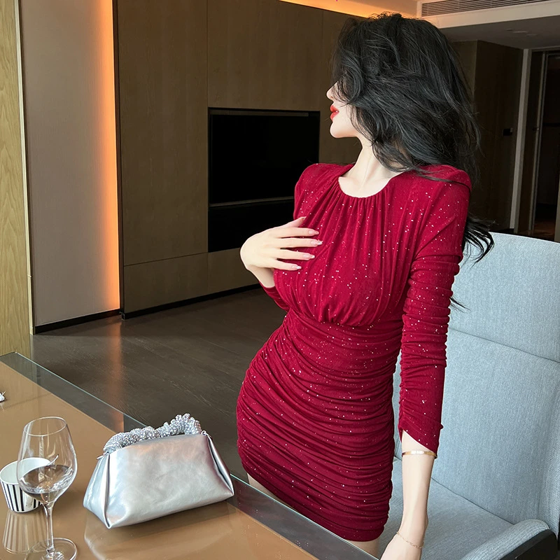 春装新款2024越南女圆领烫金褶皱修身包臀连衣裙小个子包臀裙9587