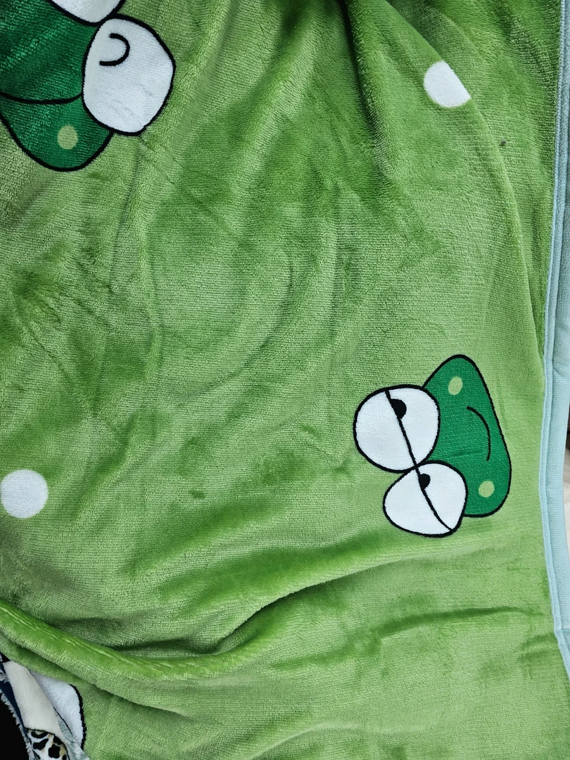 200cm*230cm 牛奶绒青蛙被子加绒加厚被柔软大床冬被