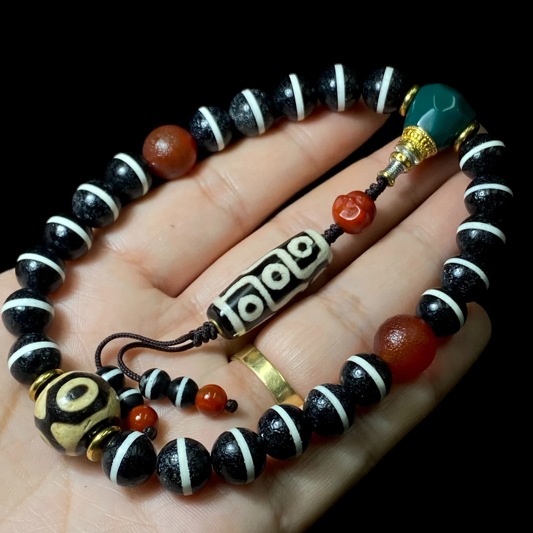 一线药师玛瑙手串手持搭配三眼九眼藏式复古民族风圆珠男女可佩戴