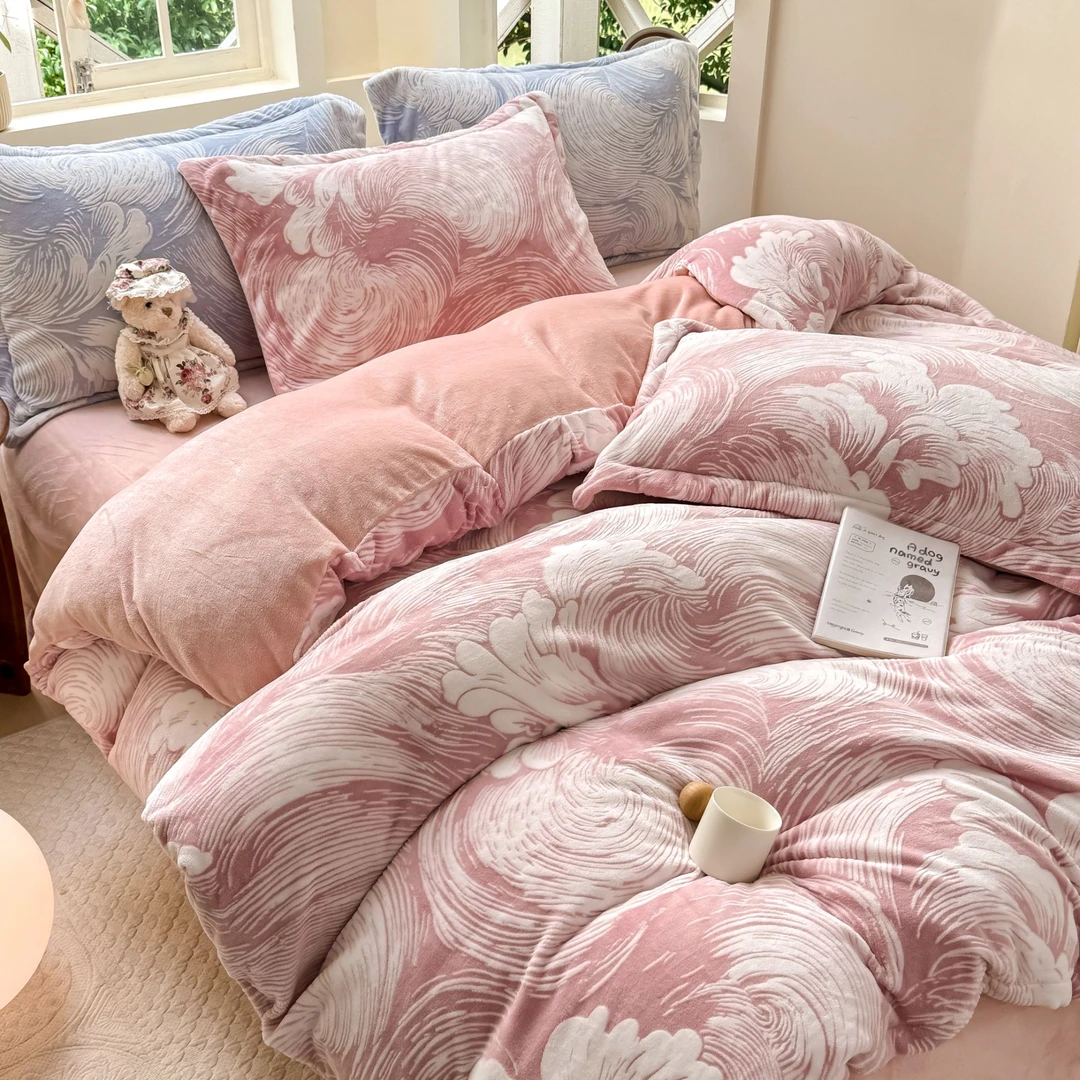 PINCAI/品彩新款加厚雕花牛奶绒系列四件套-02