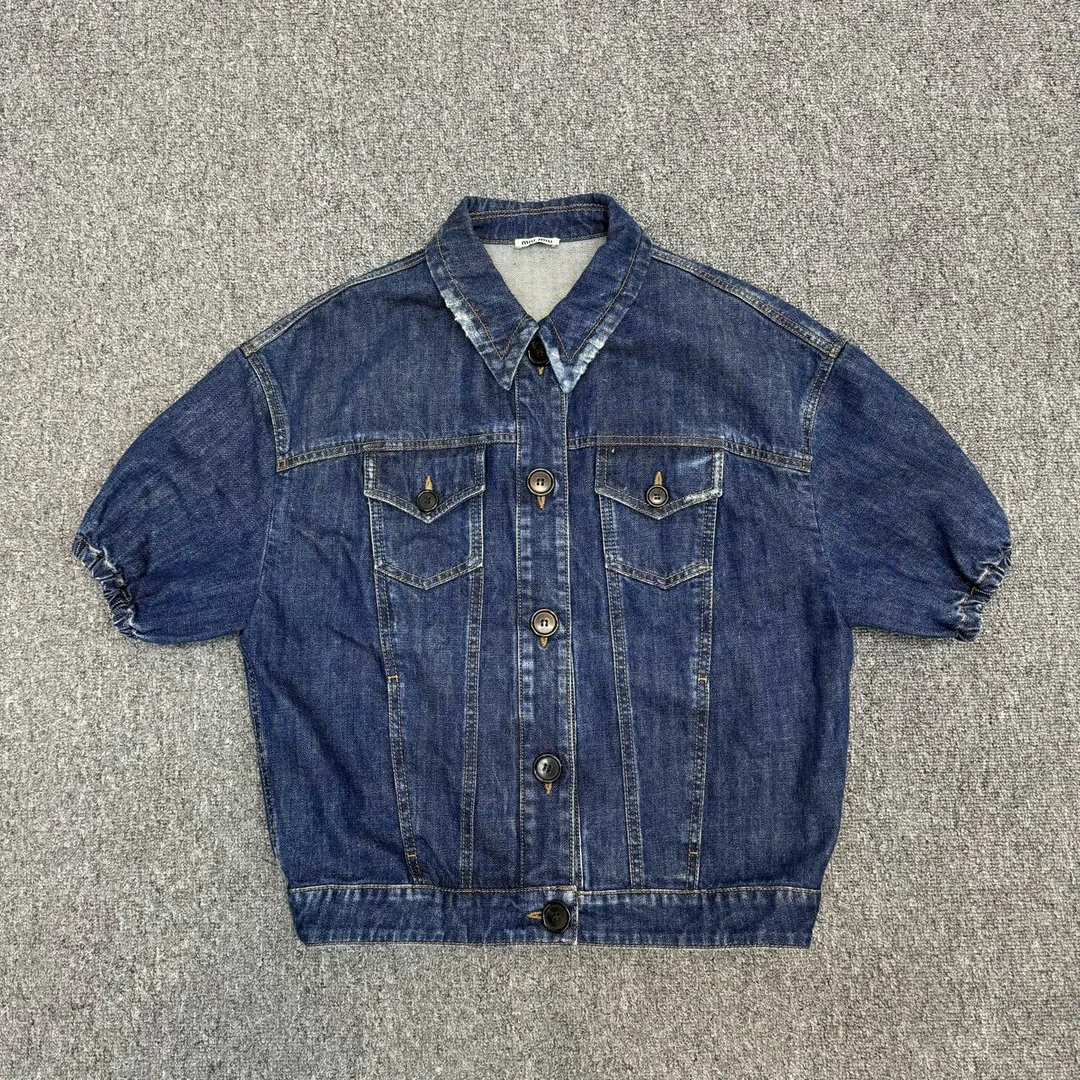 miumiu缪缪 泡泡袖牛仔外套 36码99新