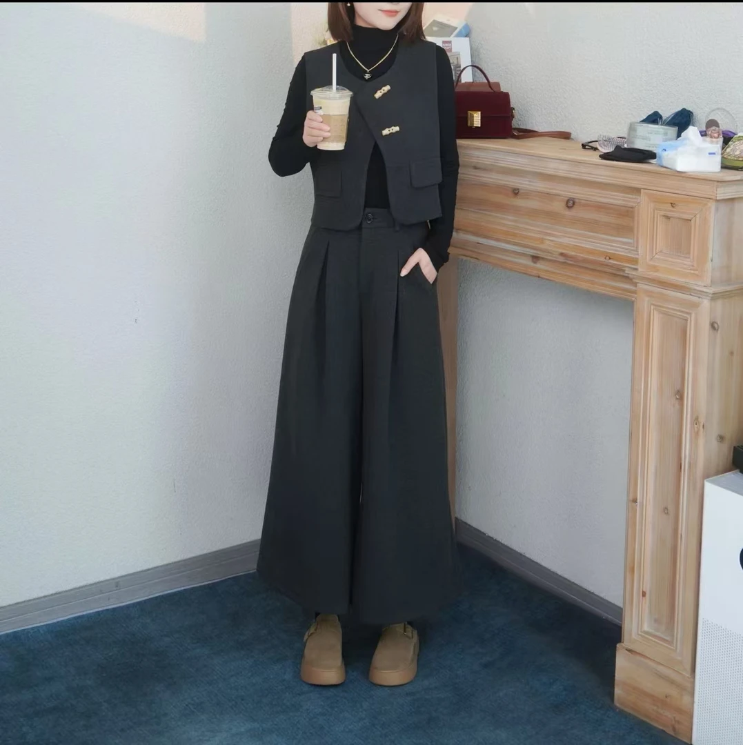 灰色小香风毛呢马甲套装裙女秋季2024年新款韩剧穿搭高级感两件套