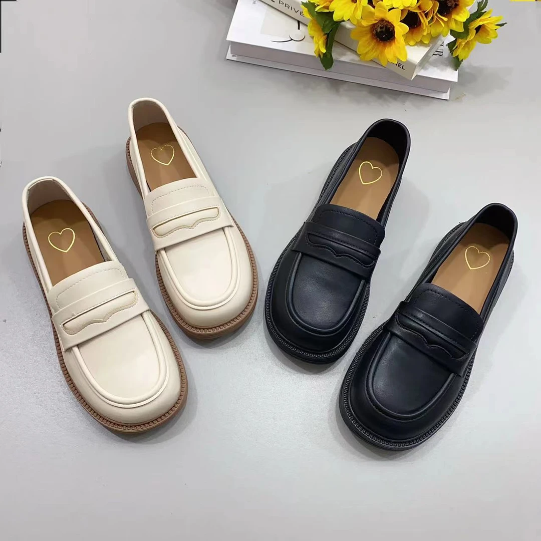 女士皮鞋2024春秋季休闲百搭软皮软底舒适粗跟厚底乐福鞋单鞋女