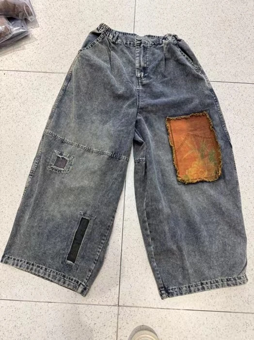 花布补丁牛仔裤宽松