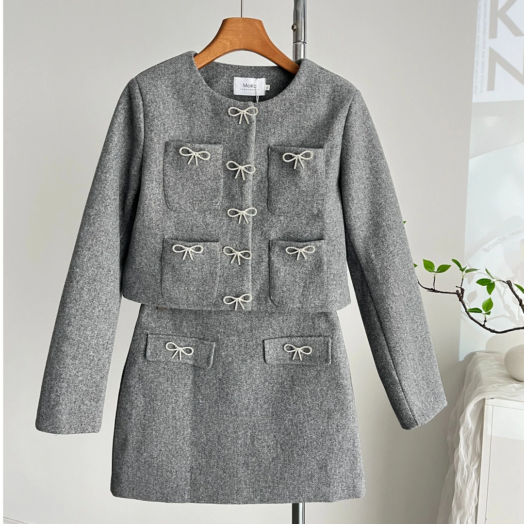 秋冬经典蝴蝶结重工外套半裙气质洋气时尚套装小香风短款百搭韩版