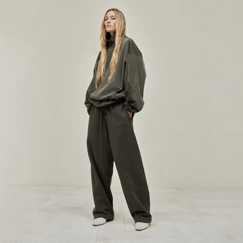 24SS ESSENTIALS梭织起皱尼龙圆领长袖外套