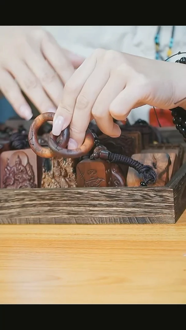 【闪购商品】木头雷桃乾坤圈30