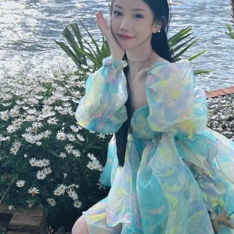 薛小婉同款Selkie2023年夏新款五彩镭射长袖纱裙连衣裙泡芙裙惊艳