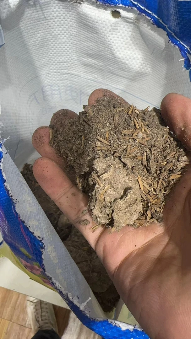 1组新农家谷壳鸭粪有机肥一组
