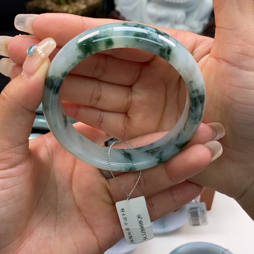 【闪购商品】翡翠手镯未镶嵌云****店