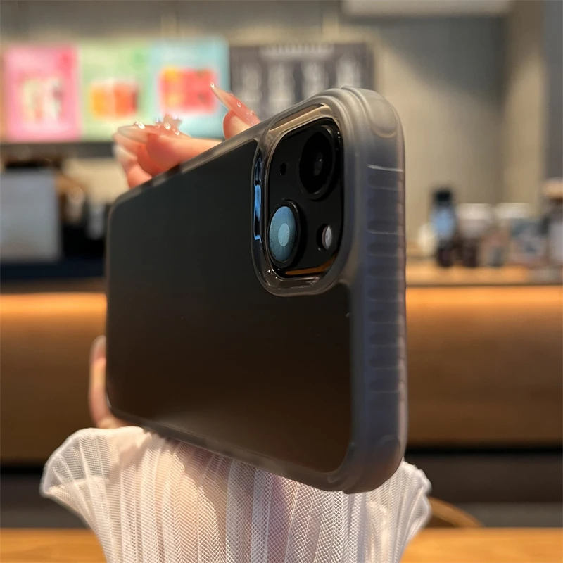 透黑磨砂四角防摔苹果15手机壳iphone14promax高级感13Pro/12Pro