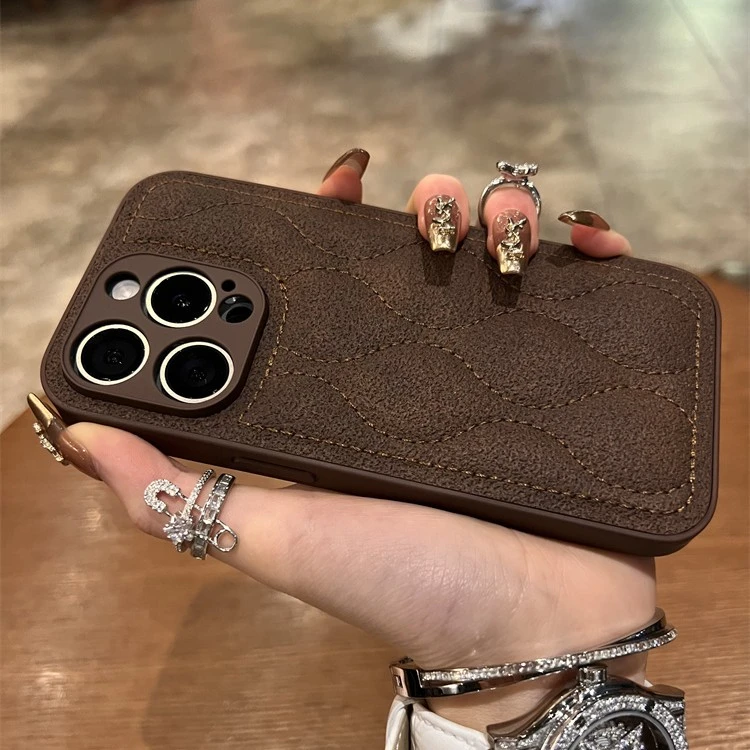 棕底羽绒苹果15手机壳13Pro新款iphone15promax高级感苹果13女款