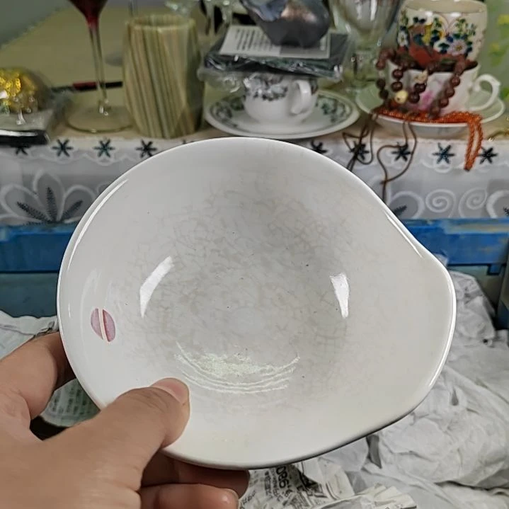 五****飘金麒麟商贸瓷器中心