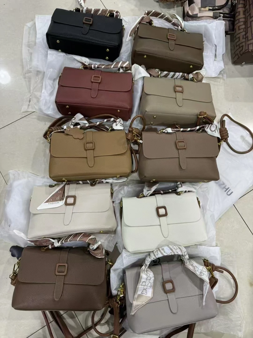 新款时尚小众百搭简约斜挎女包21034