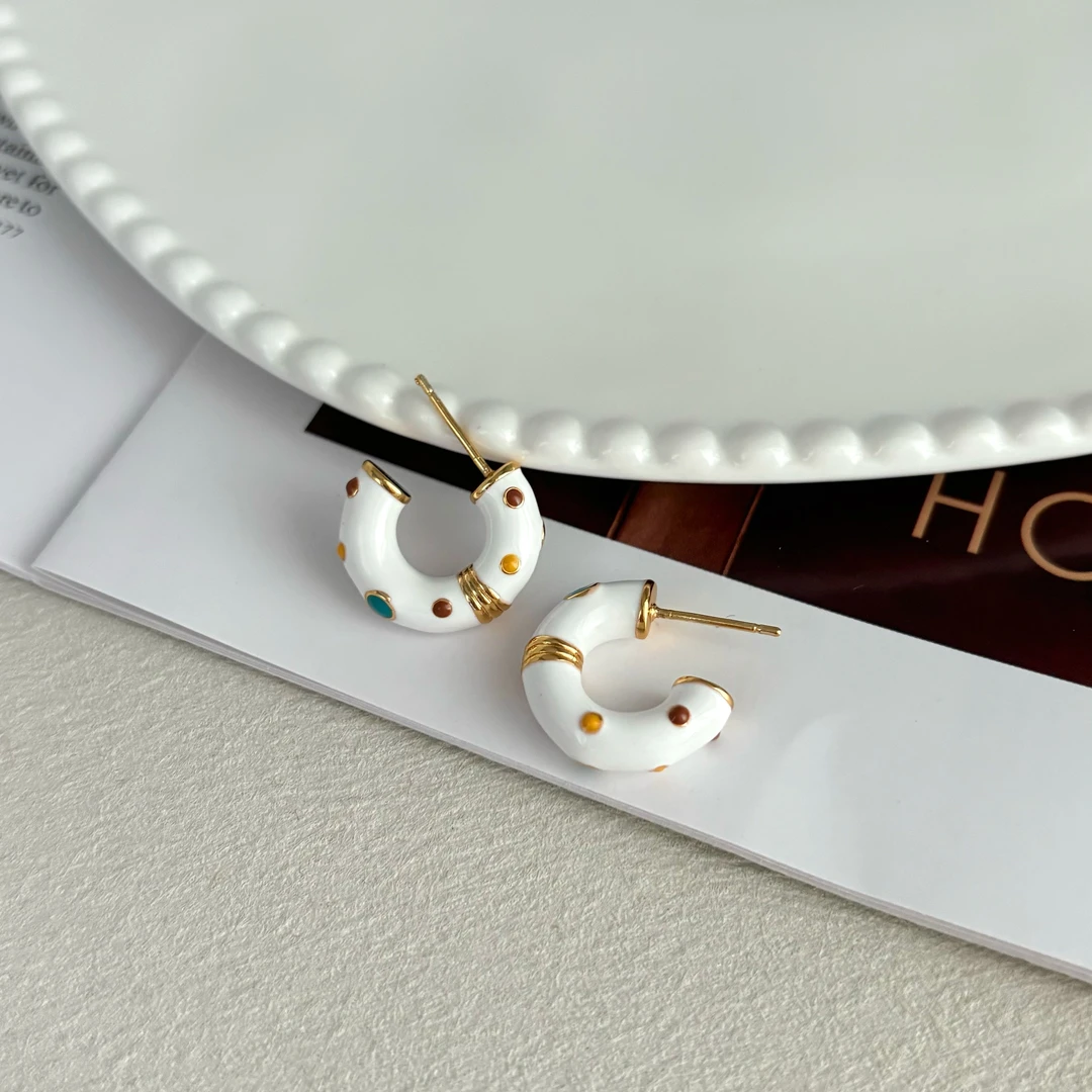 铜合金耳饰 明星同款珐琅滴釉C字形耳环边缘欧美简约时尚耳钉女