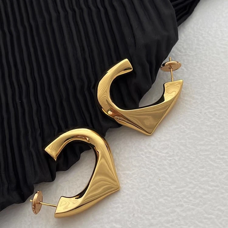 铜合金耳饰 法式立体倒三角几何重工耳环女简约高级设计感耳饰