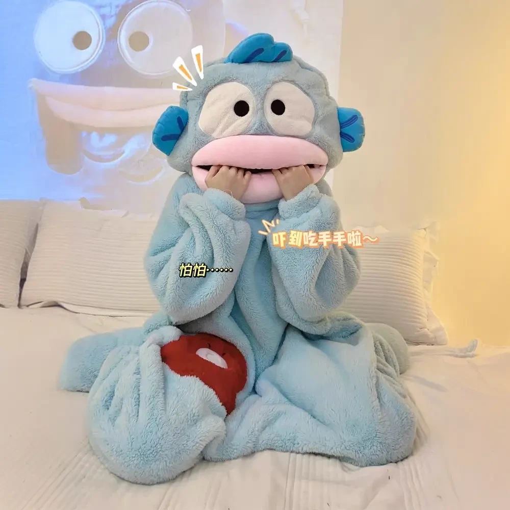 搞怪丑鱼连体睡衣女加厚加绒珊瑚绒家居服冬天可外出情侣睡袍长款