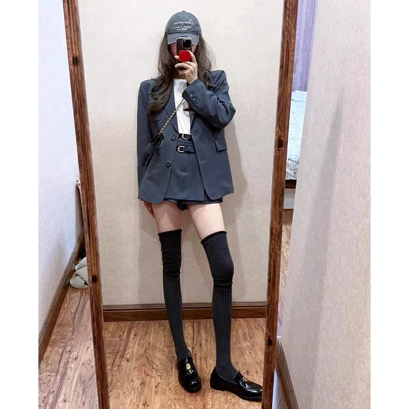 早秋西装小香风套装裙女穿搭韩系休闲宽松廓形灰色外套半裙两件套