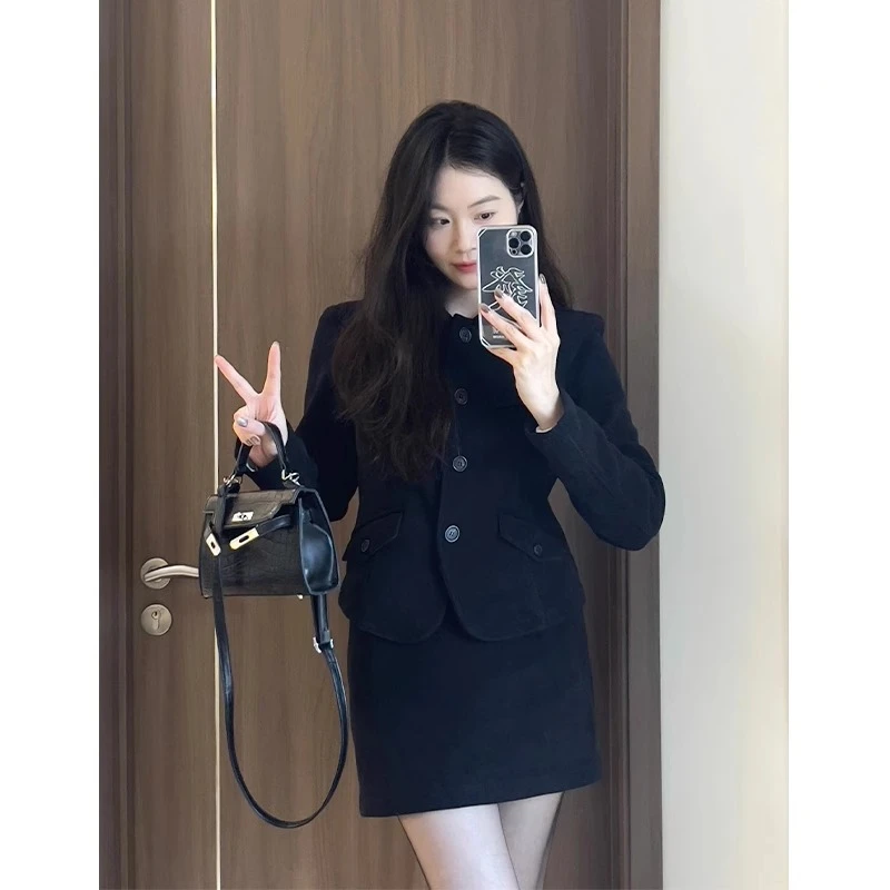 秋冬韩系法式黑色气质小香风套装裙女小个子御姐灯芯绒短裙两件套