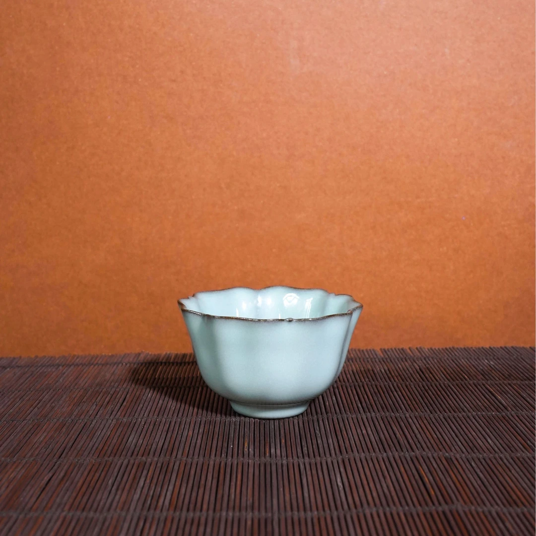 杭官窑.芍药杯.主人杯