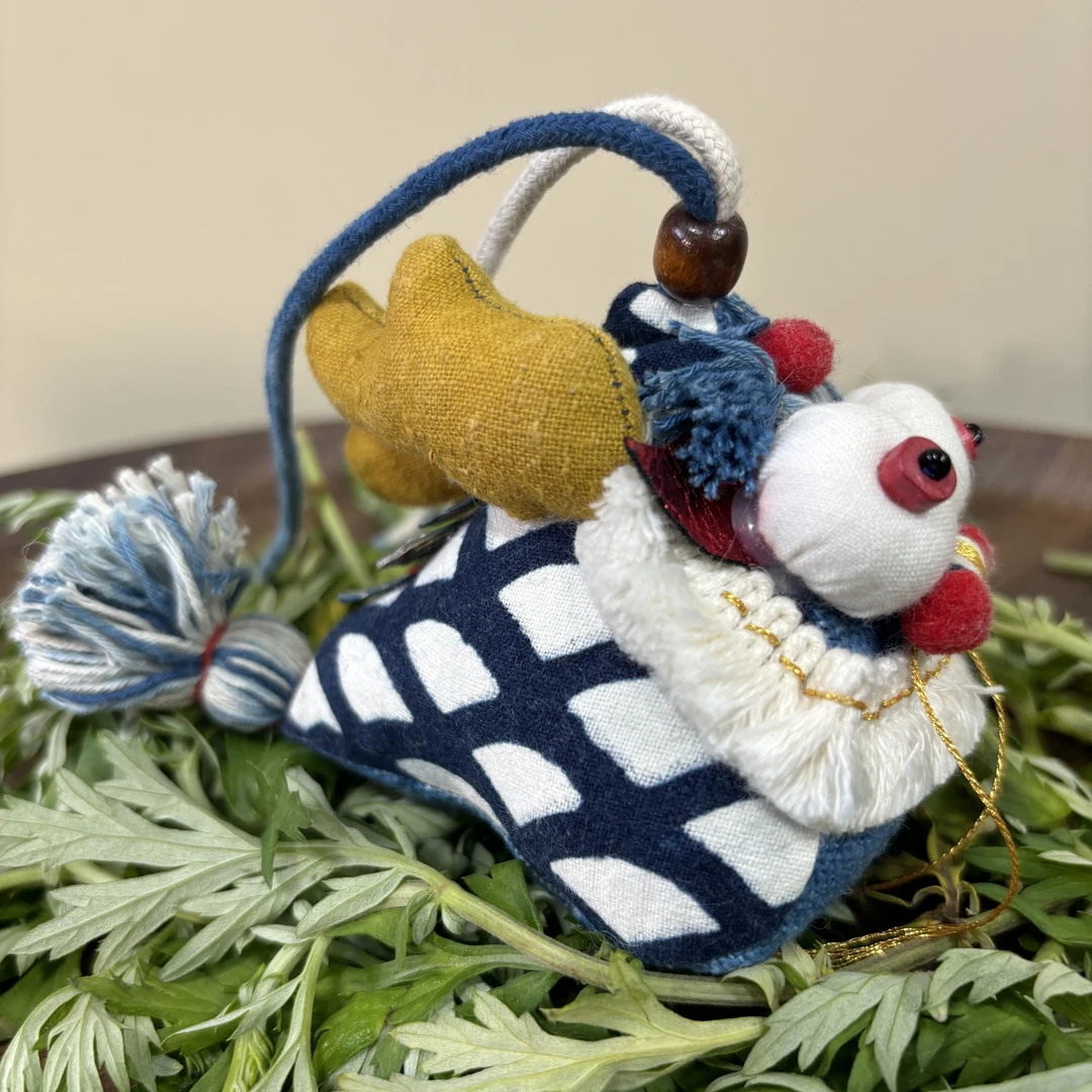 端午特色创意礼品植物染非遗蓝印花布手工制龙鱼艾草香囊车包挂件