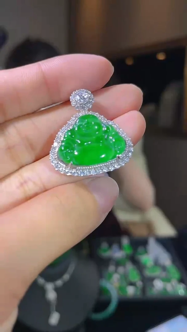 【闪购商品】翡翠吊坠银S925镶嵌天然翡翠