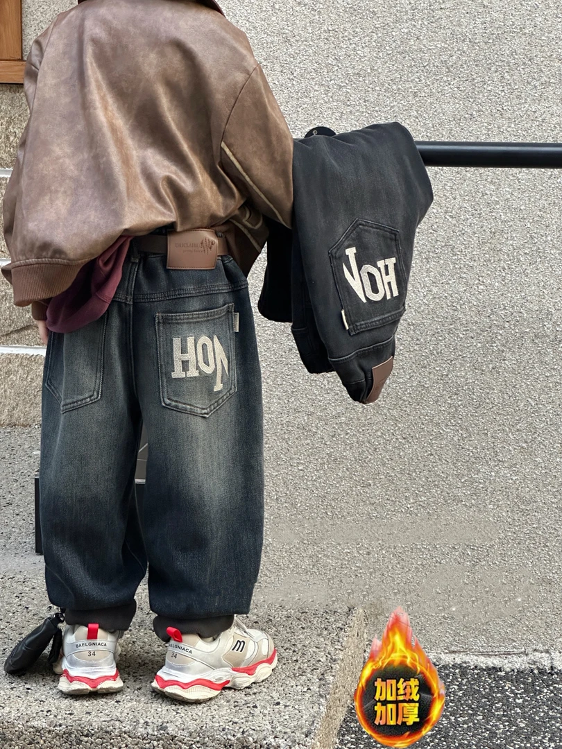 2024秋冬新款儿童韩版卡通刺绣加绒牛仔裤男童冬装一体绒长裤痞帅