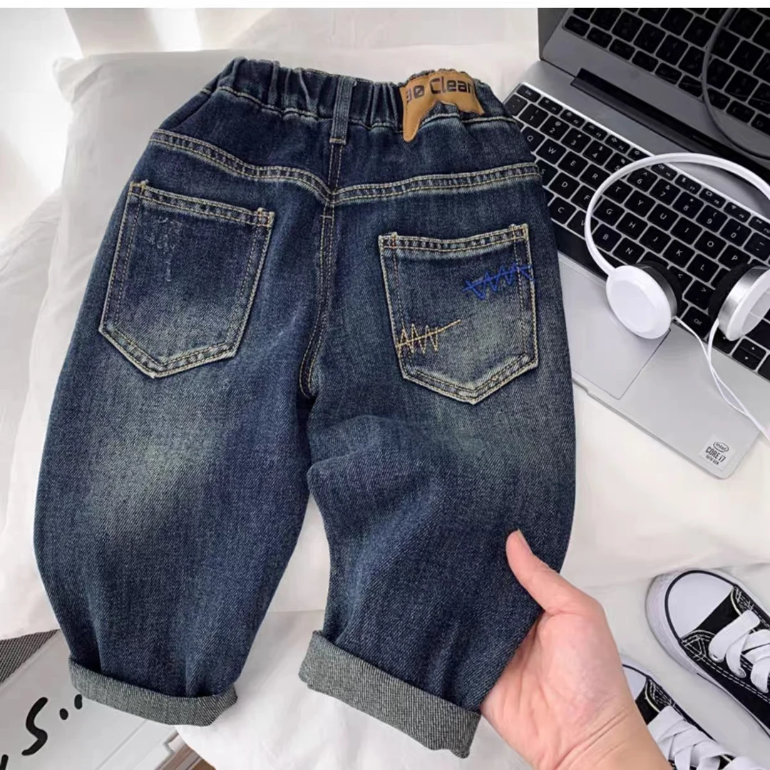 儿童牛仔裤秋季新款2024洋气中大童柔软休闲裤子长裤潮