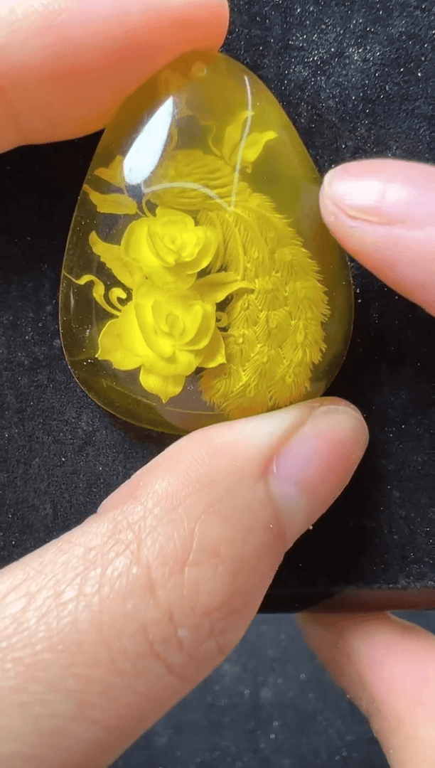 【闪购商品】琥珀颈饰未镶嵌孔雀