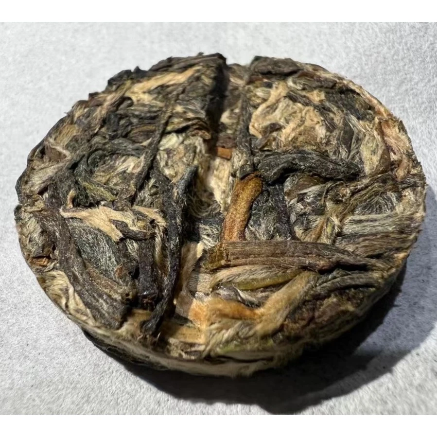 2023年·30片X8克一片班章金币生茶·春色盈门出品