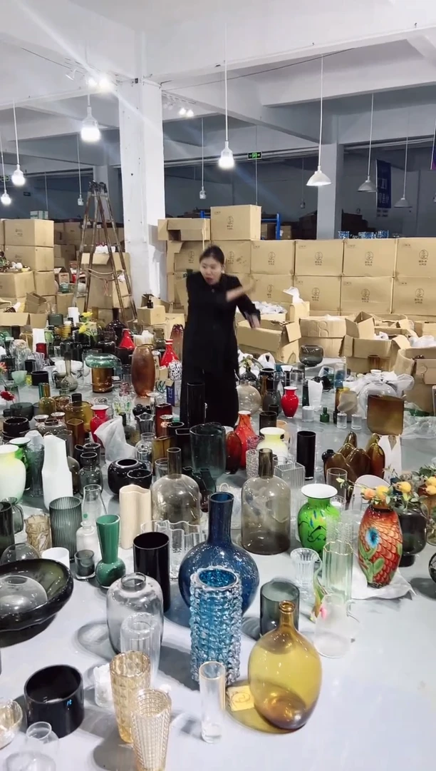 【闪购商品】大橙花瓶厂---随机一个