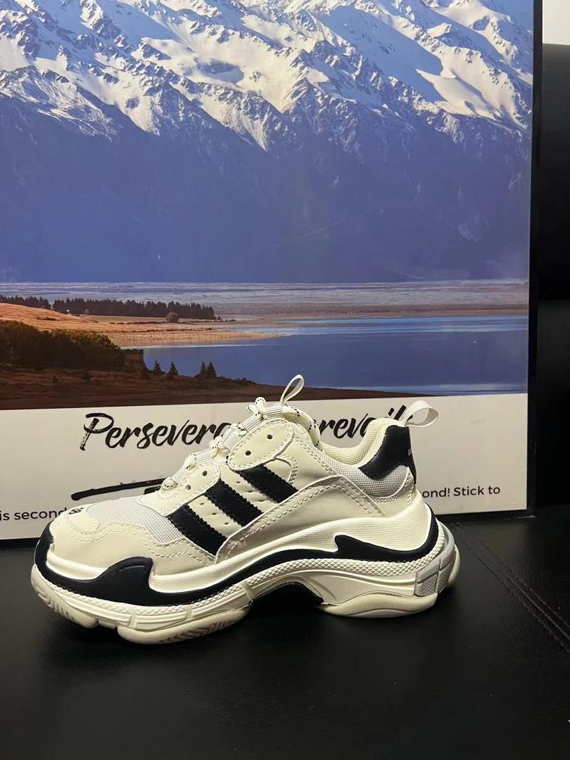 wm80188撤柜真皮女鞋时尚潮流百搭