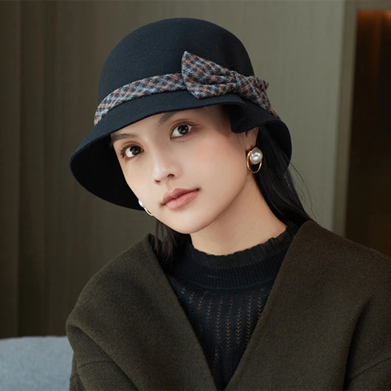2024新款春秋冬季女士帽子妈妈减龄格子蝴蝶结渔夫帽冬天羊毛呢帽