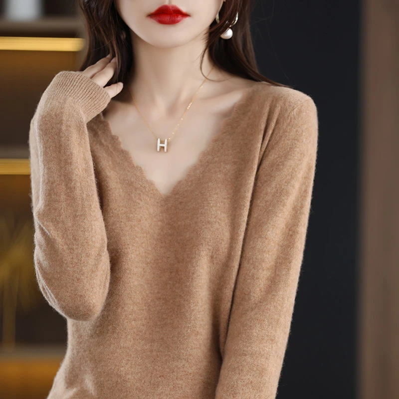 V领长袖女宽松秋季新款冬打底毛衣洋气套头减龄韩版爆款内搭上衣