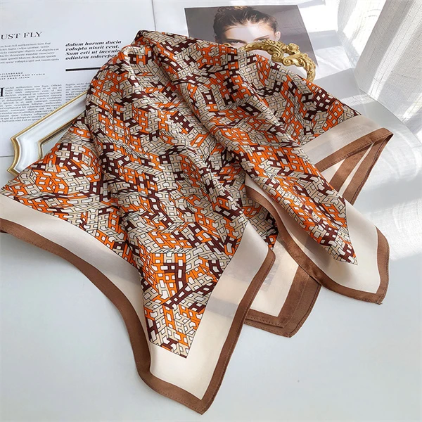 钱塘故事 迷你小H 14姆米方巾 70*70CM