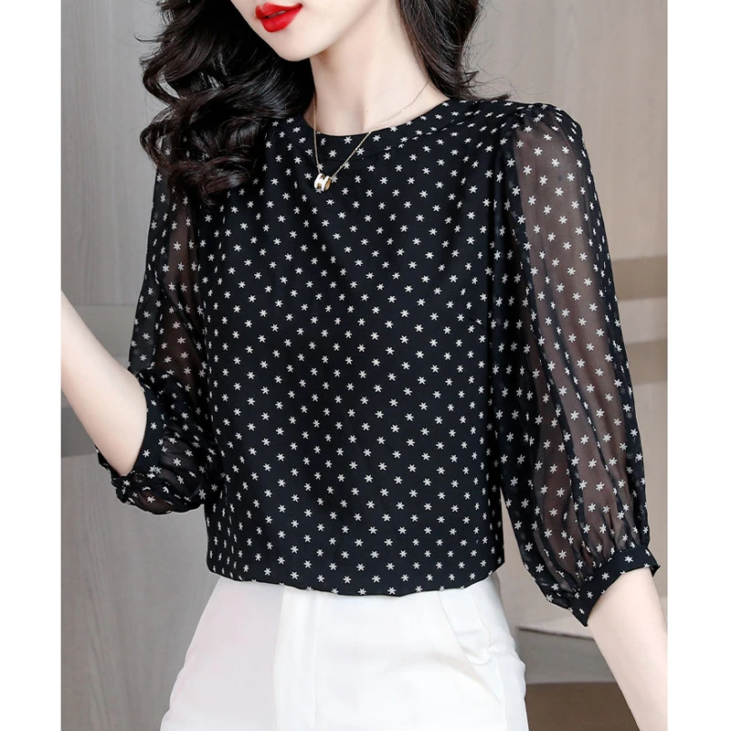 半袖女衬衫夏季新款宽松七分袖雪纺小衫减龄显瘦时髦短款波点上衣