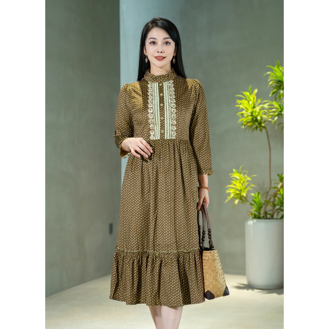 红裳民族风新中式连衣裙气质复古秋季咖色修身中长款法式K923062