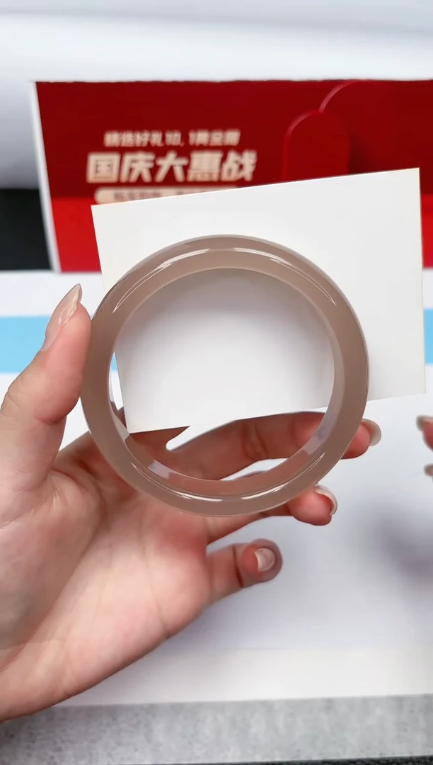 【闪购商品】石英质玉手镯未镶嵌159-64