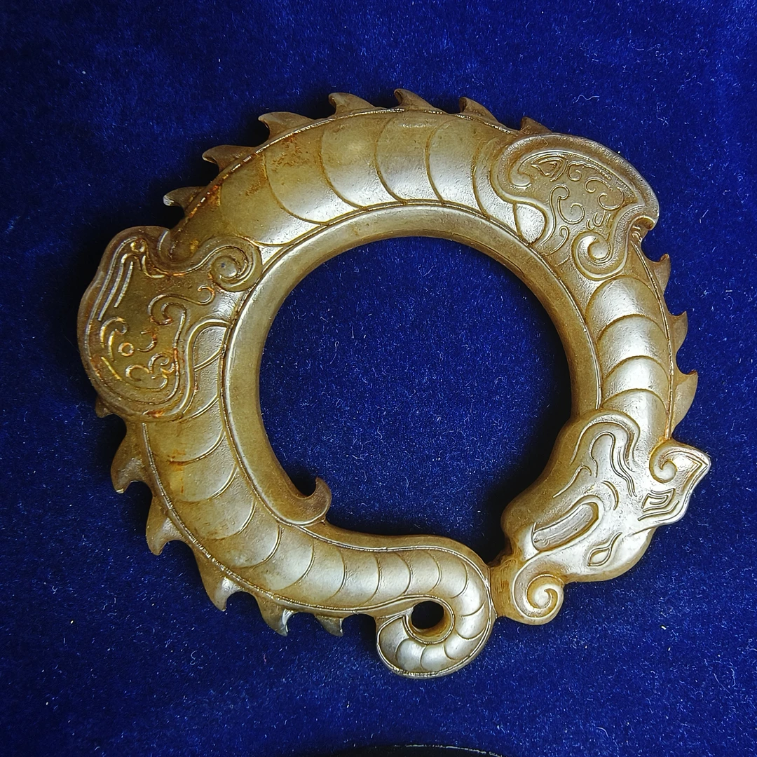 收藏新疆精品摆件