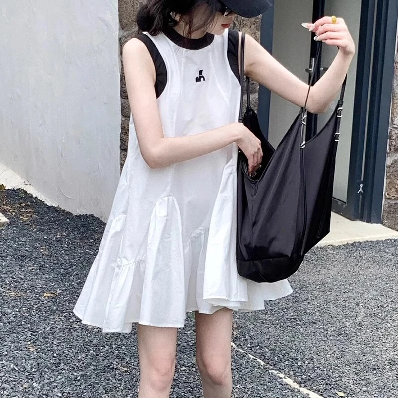 女孩时尚夏季外穿小众宽松学生中长款连衣裙裙子套装吊带显瘦白色