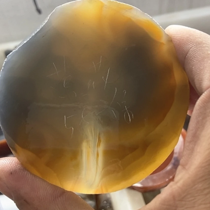 【闪购商品】定制玛瑙手镯未镶嵌黄*